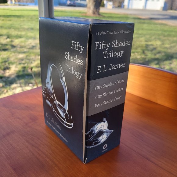 Fifty Shades Trilogy Boxed Set Paperback Books - Picture 2 of 3